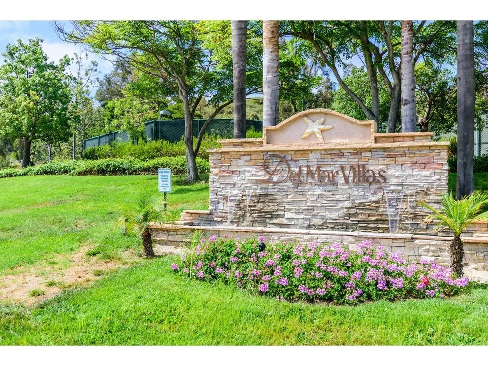 Unit for sale at 12550 Carmel Creek Rd, San Diego, CA 92130