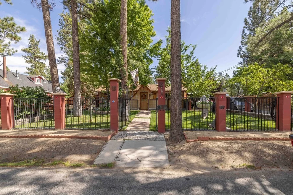 Unit for sale at 500 E Meadow, Big Bear City, CA 92314