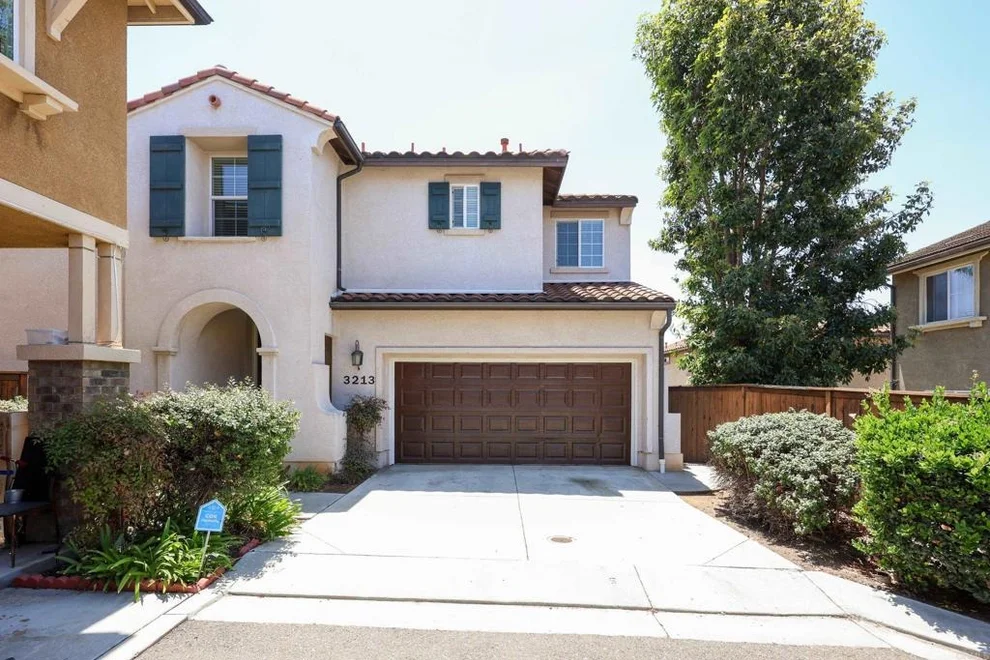 Unit for sale at 3213 Jacob ct, National City, CA 91950