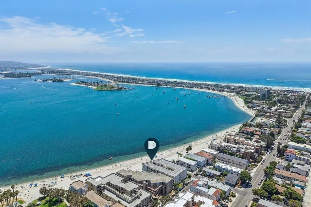 Unit for sale at 4007 Everts St, San Diego, CA 92109
