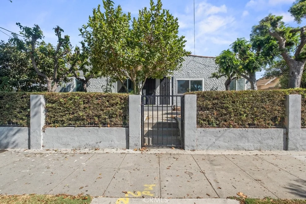 Unit for sale at 221 W Hillcrest Boulevard, Inglewood, CA 90301