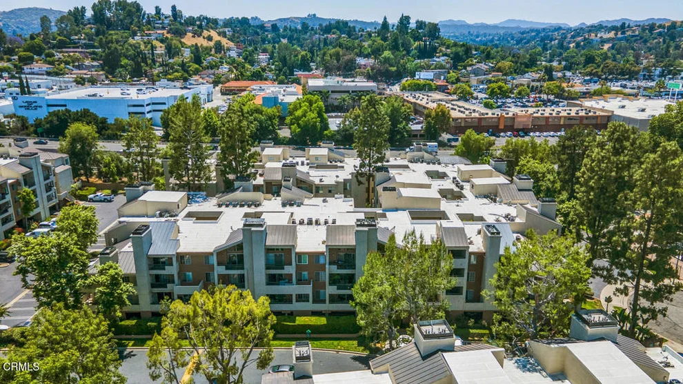 Unit for sale at 5500 Owensmouth Avenue, Los Angeles, CA 91367
