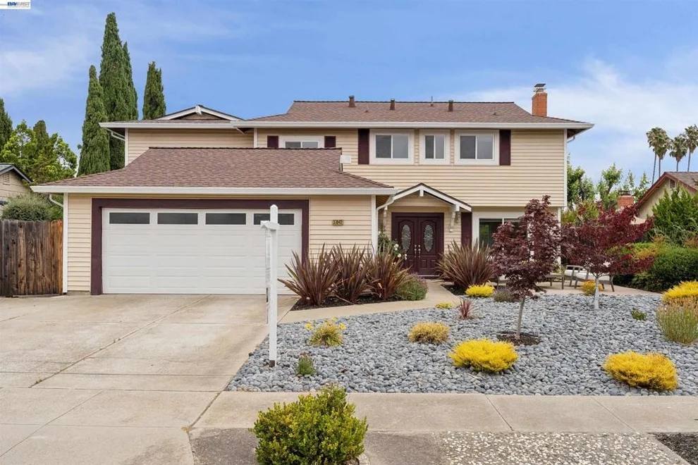 Unit for sale at 37842 Dahlia Dr, Newark, CA 94560