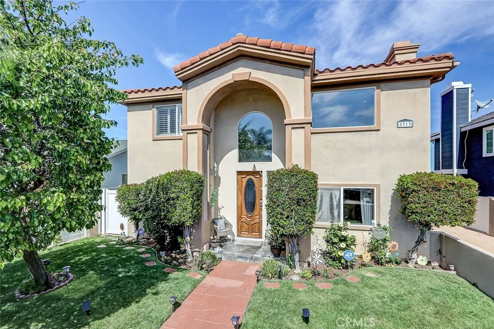 Unit for sale at 2313 Nelson Avenue, Redondo Beach, CA 90278