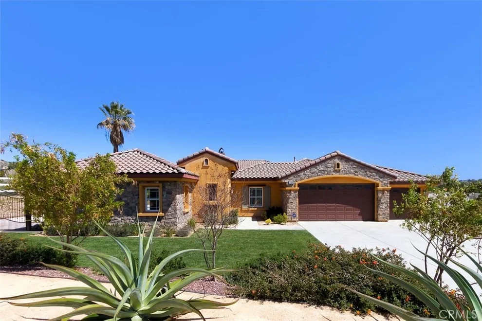 Unit for sale at 17624 Fairbreeze Court, Riverside, CA 92504