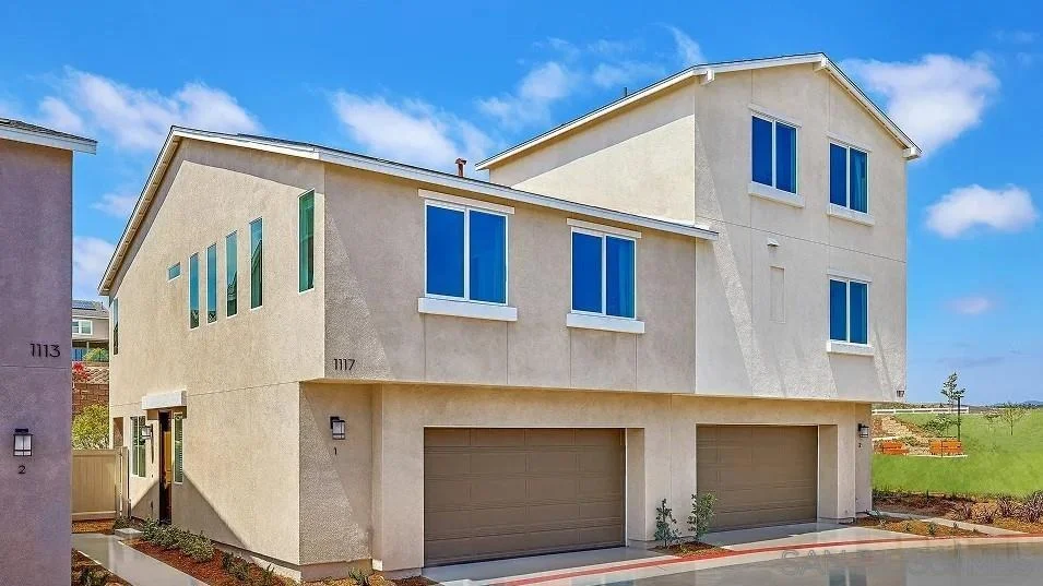 Unit for sale at 1020 Fox Street, Chula Vista, CA 91911