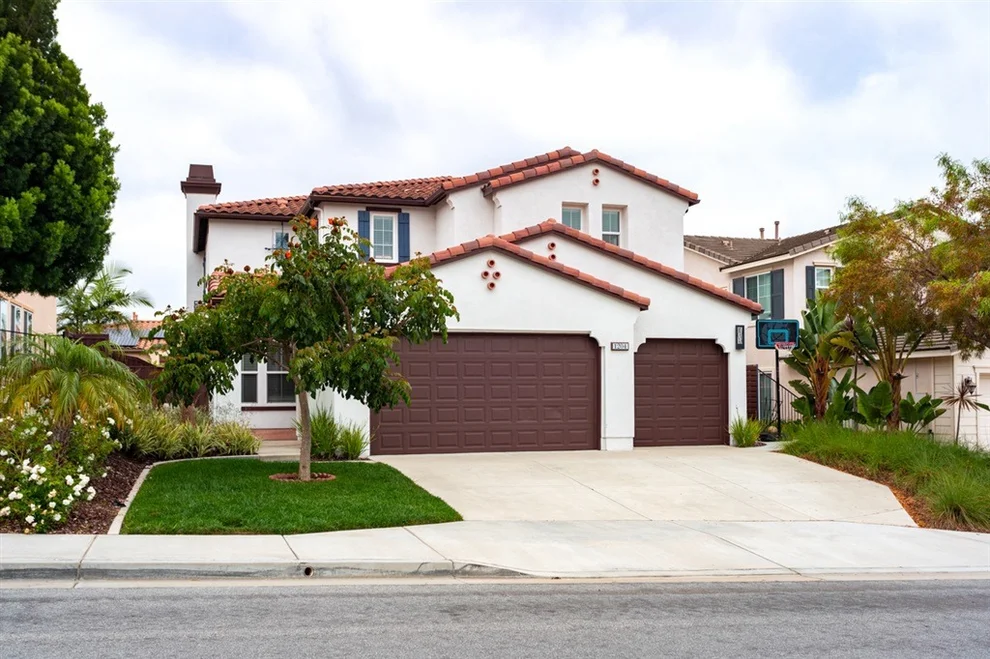 Unit for sale at 1204 Players Dr, Oceanside, CA 92057
