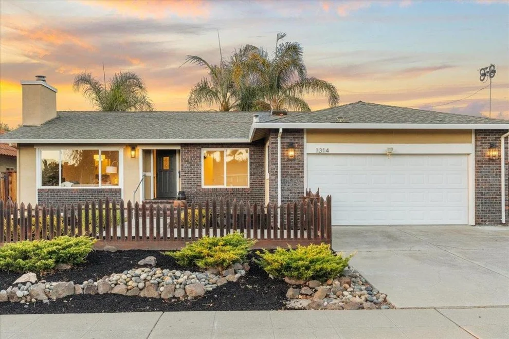 Unit for sale at 1314 Vancouver Way, Livermore, CA 94550