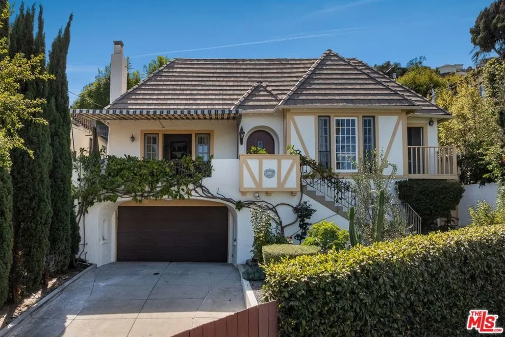 Unit for sale at 8262 Marmont Lane, Los Angeles, CA 90069