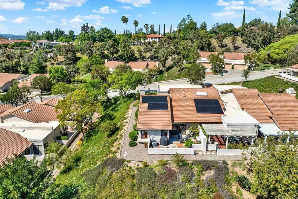 Unit for sale at 17925 Avenida Cordillera, San Diego, CA 92128