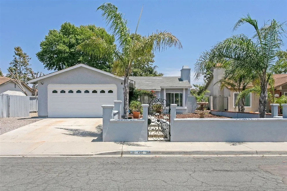 Unit for sale at 450 Creek Rd, Oceanside, CA 92058