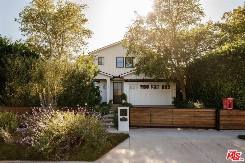 Unit for sale at 4313 Bellingham Avenue, Studio City, CA 91604