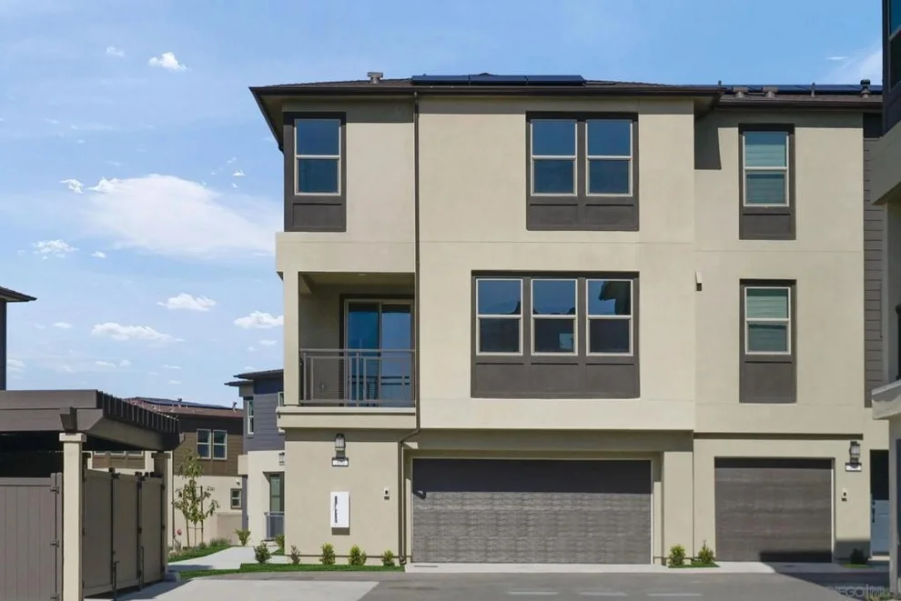 Unit for sale at 319 Honeysuckle, Oceanside, CA 92057