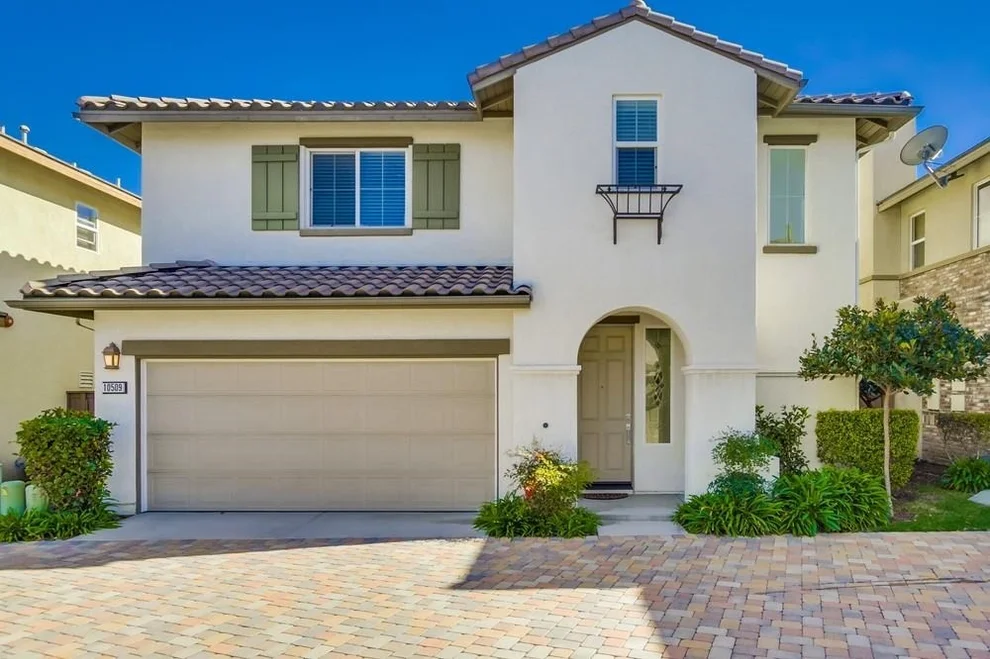 Unit for sale at 10509 Hollingsworth Way, San Diego, CA 92127