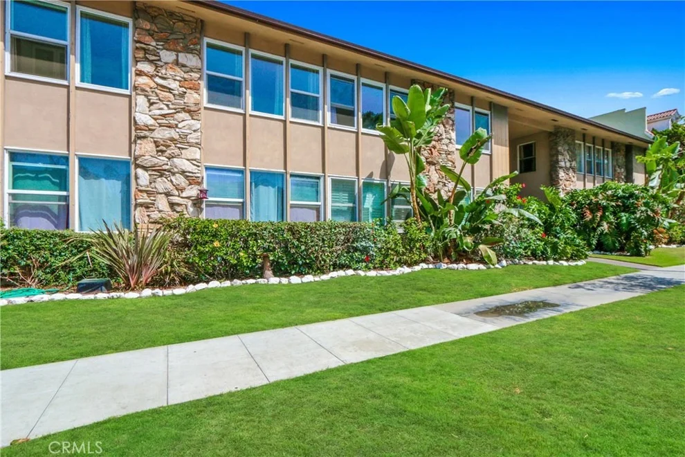 Unit for sale at 1023 E 1st Street, Long Beach, CA 90802