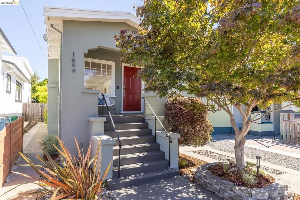 Unit for sale at 1644 Ashby Ave, Berkeley, CA 94703