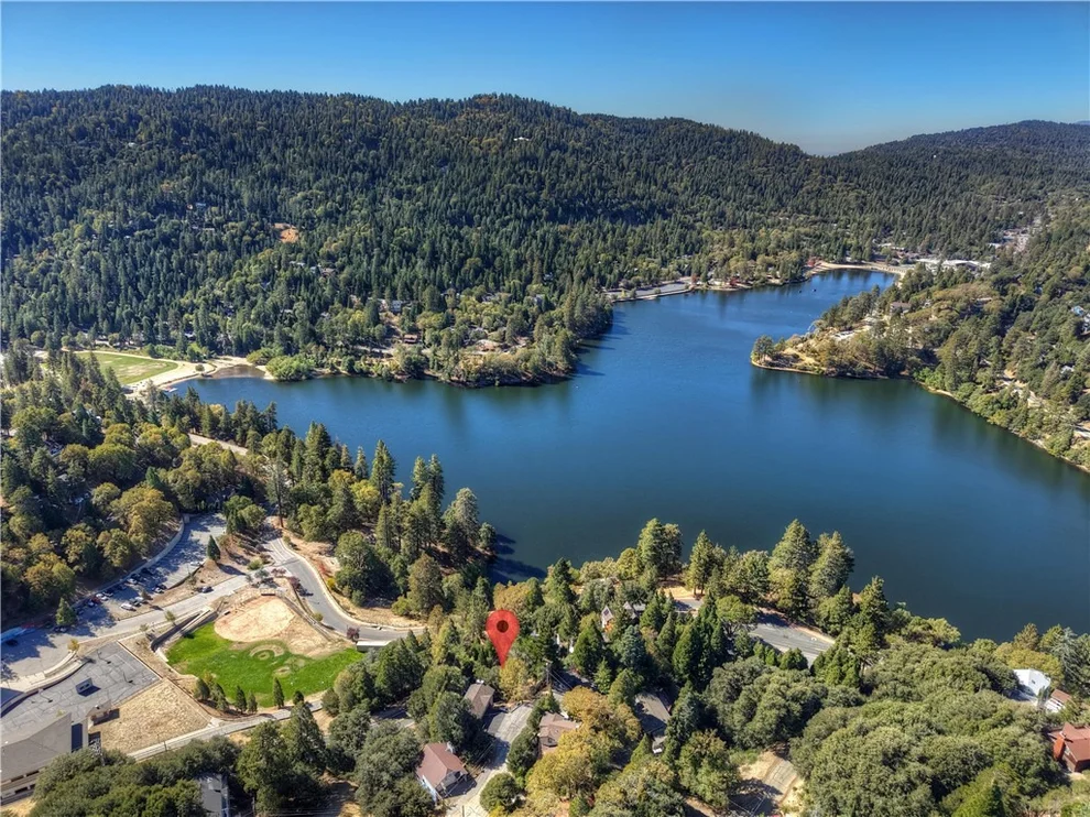 Unit for sale at 428 Delle Drive, Crestline, CA 92325