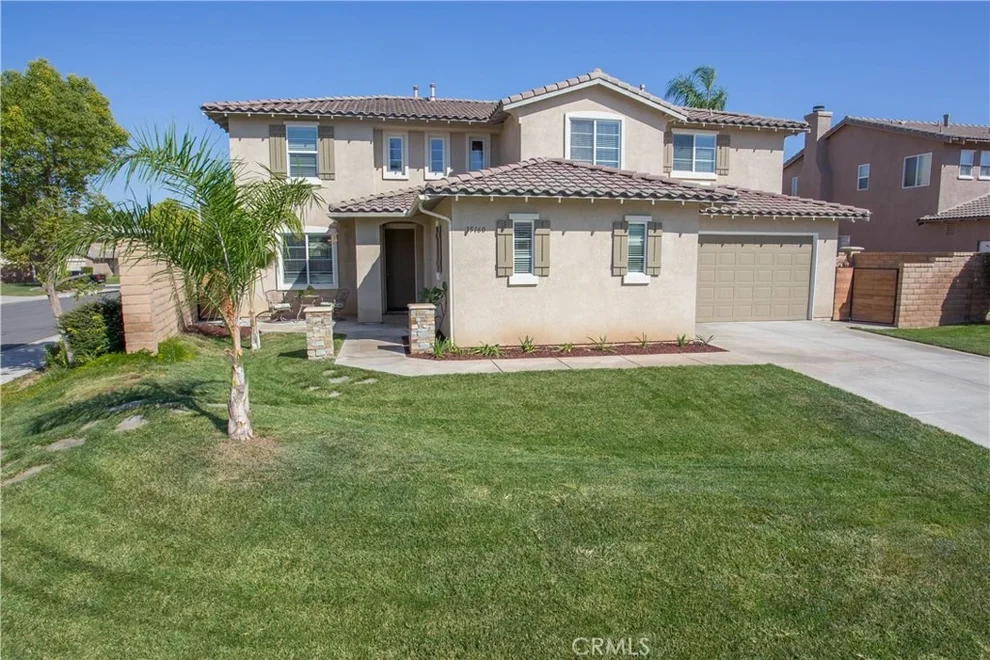 Unit for sale at 35160 Begonia Lane, Winchester, CA 92596
