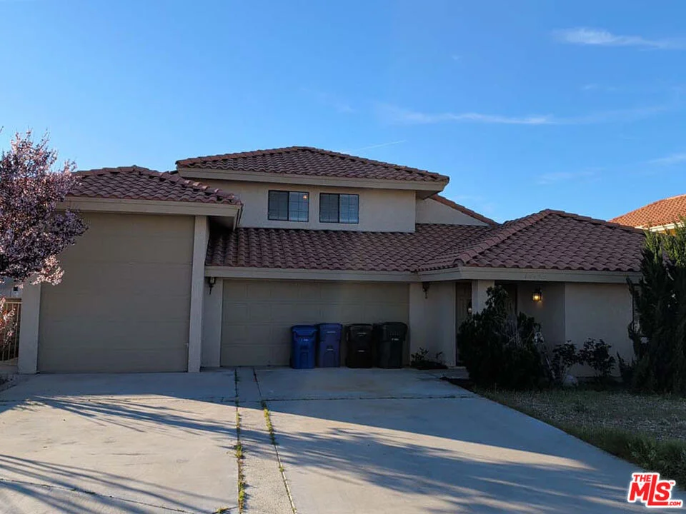 Unit for sale at 14493 Hurricane Lane, Helendale, CA 92342