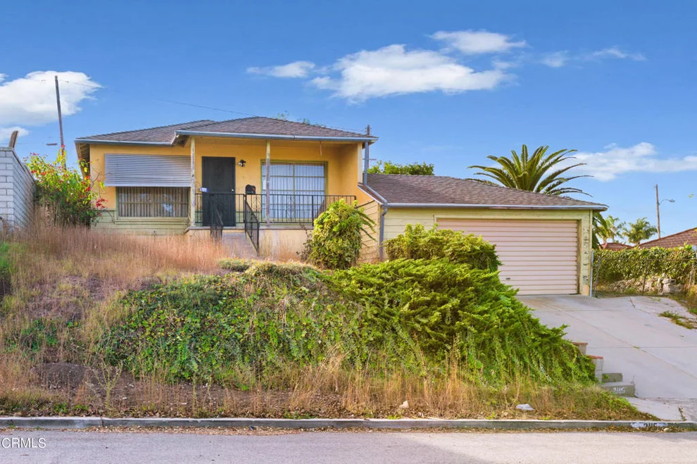 Unit for sale at 2115 Anthony Drive, Ventura, CA 93003