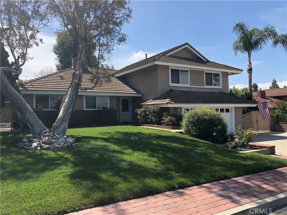 Unit for sale at 15412 Avenida Socorro, La Mirada, CA 90638