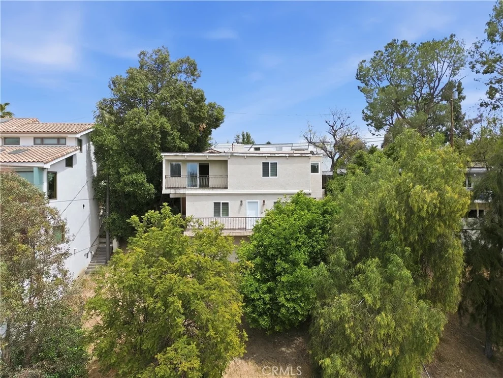 Unit for sale at 5211 Calatrana Drive, Woodland Hills, CA 91364
