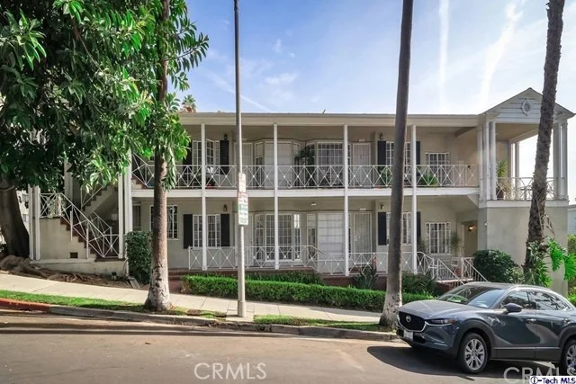 Unit for sale at 1646 N Sierra Bonita Avenue, Los Angeles, CA 90046