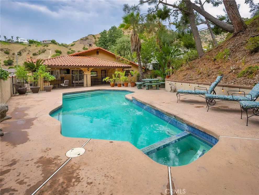 Unit for sale at 3400 Brace Canyon Road, Burbank, CA 91504