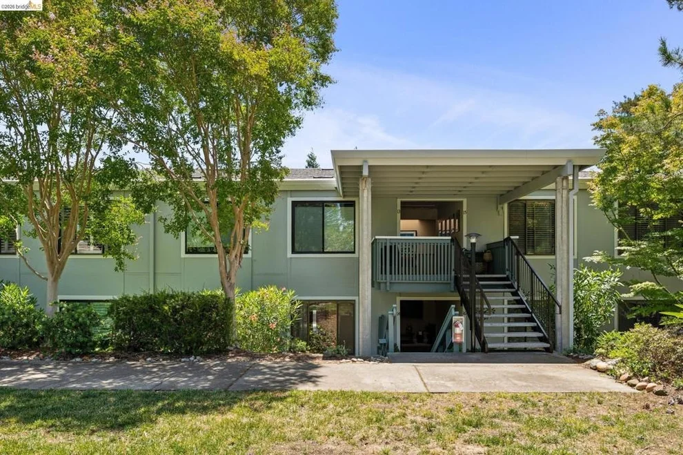 Unit for sale at 2925 Golden Rain Rd, Walnut Creek, CA 94595