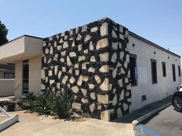 Unit for sale at 841 N Harbor Boulevard, Anaheim, CA 92805