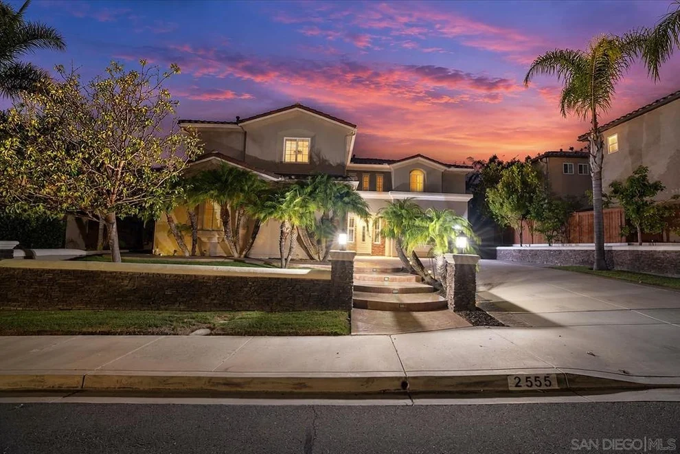 Unit for sale at 2555 Crooked Trail Rd, Chula Vista, CA 91914