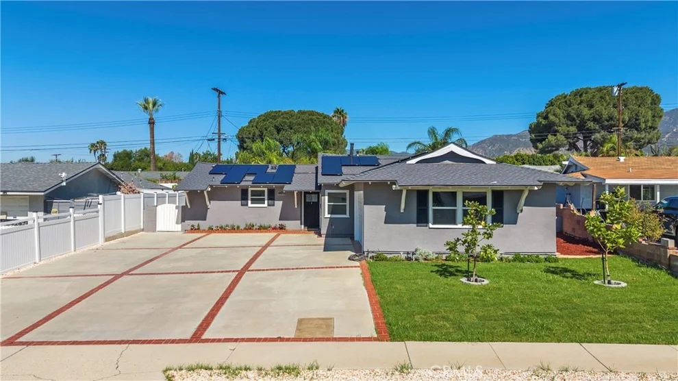 Unit for sale at 12929 Altano, Sylmar, CA 91342