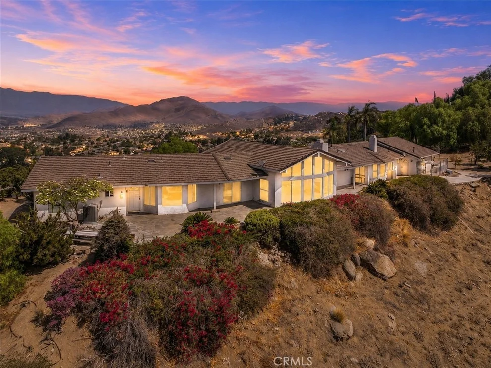 Unit for sale at 7350 Live Oak, Riverside, CA 92509