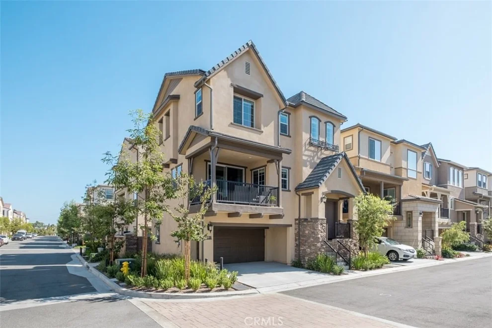 Unit for sale at 1138 Wright Lane, Fullerton, CA 92833