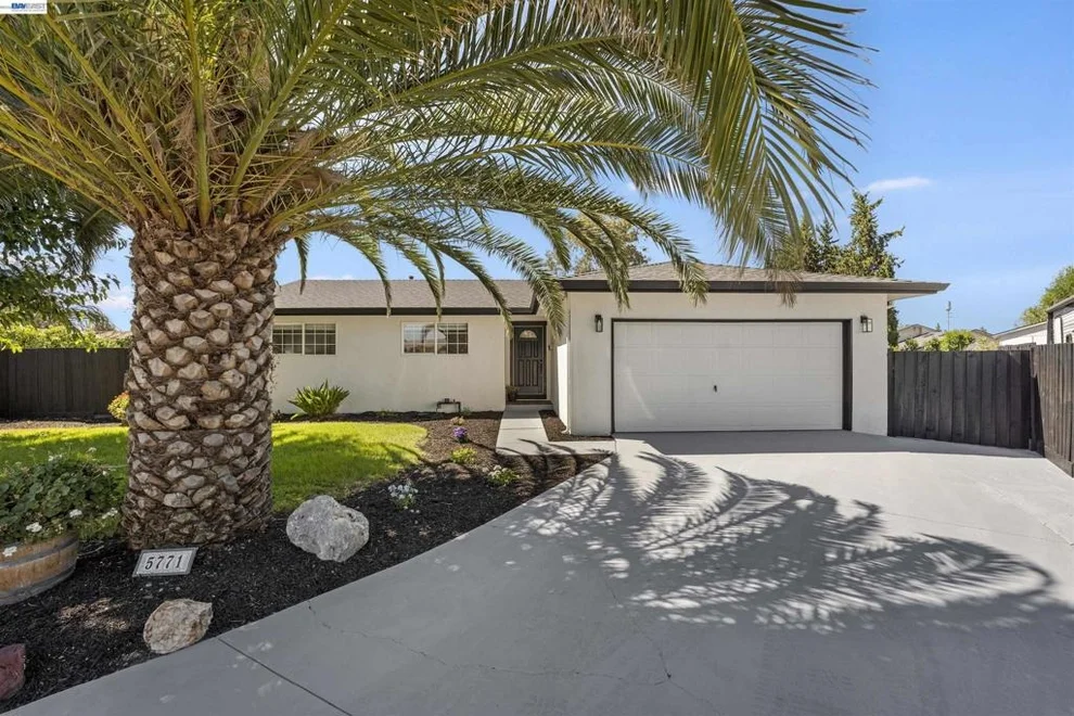 Unit for sale at 5771 Running Hills Ave, Livermore, CA 94551