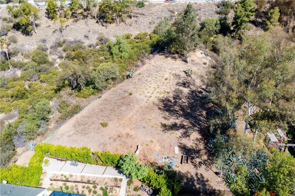 Unit for sale at 5342 Highland View Place, Eagle Rock, CA 90041