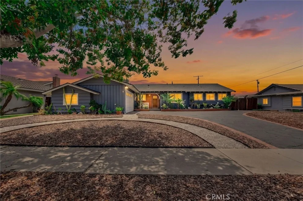 Unit for sale at 1302 E Bennett, Glendora, CA 91741