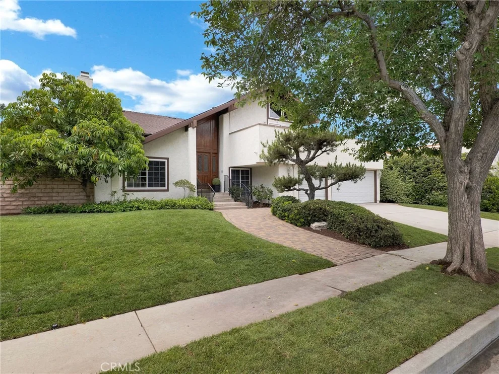 Unit for sale at 20024 Lemarsh, Chatsworth, CA 91311