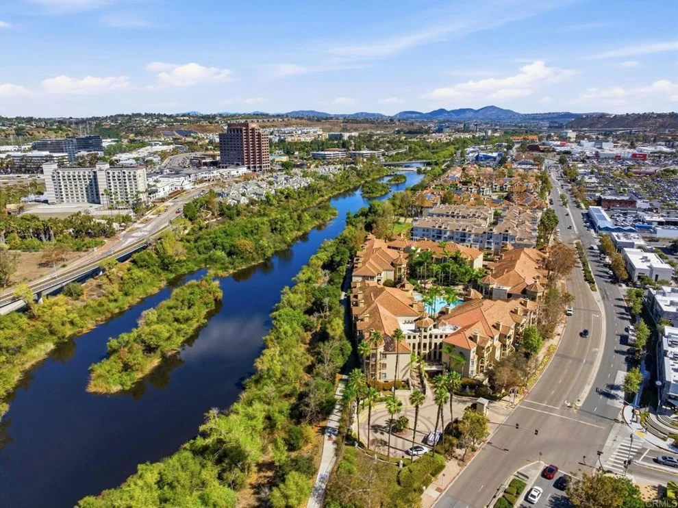Unit for sale at 510 Camino De La Reina, San Diego, CA 92108
