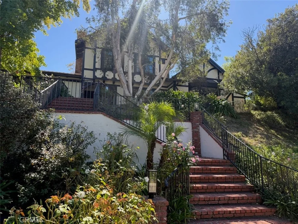 Unit for sale at 21222 Mulholland Drive, Woodland Hills, CA 91364
