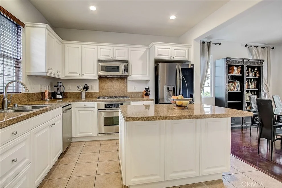 Unit for sale at 34 Night Bloom, Irvine, CA 92602