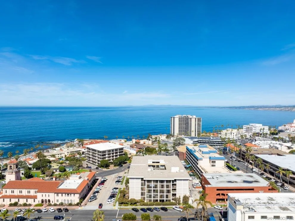 Unit for sale at 7811 Eads Ave, La Jolla, CA 92037