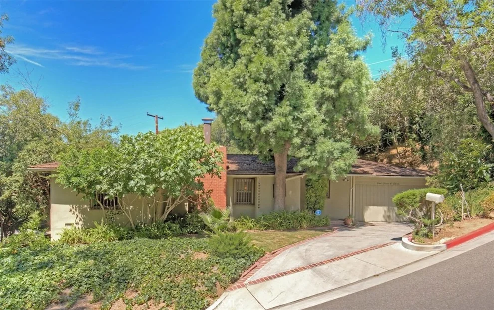Unit for sale at 1303 Oak Hill Place, South Pasadena, CA 91030