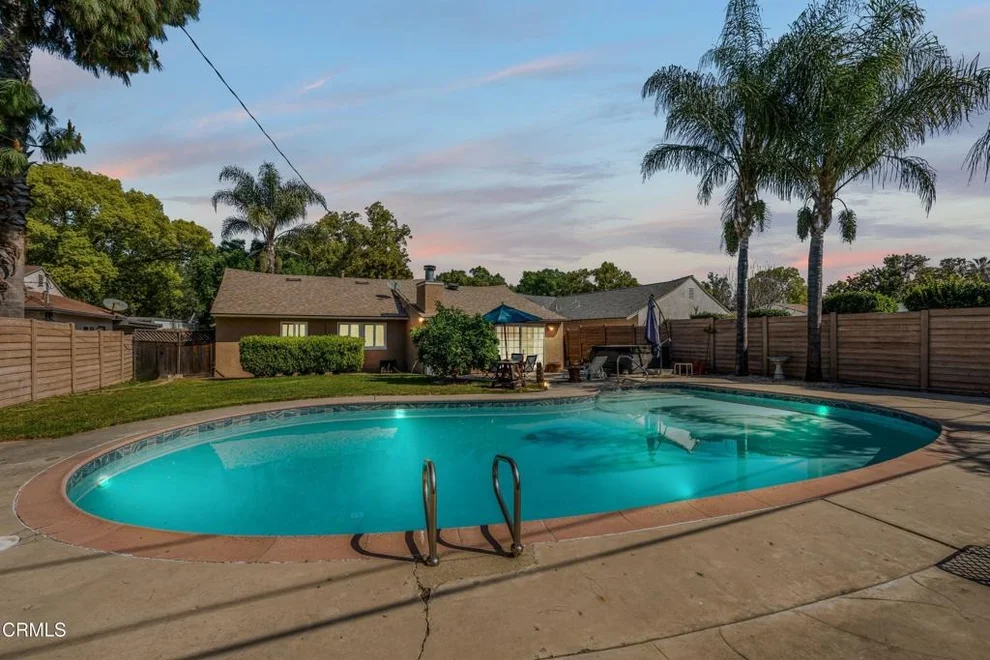 Unit for sale at 17448 Keswick Street, Northridge, CA 91325