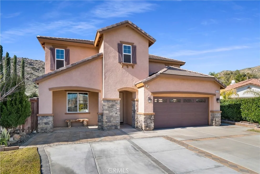 Unit for sale at 4474 Summit Rdg, Riverside, CA 92505