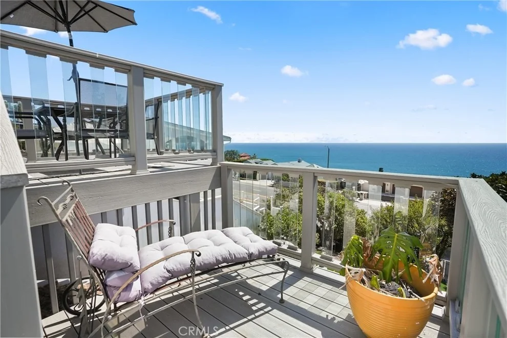 Unit for sale at 32082 Coast Hwy, Laguna Beach, CA 92651