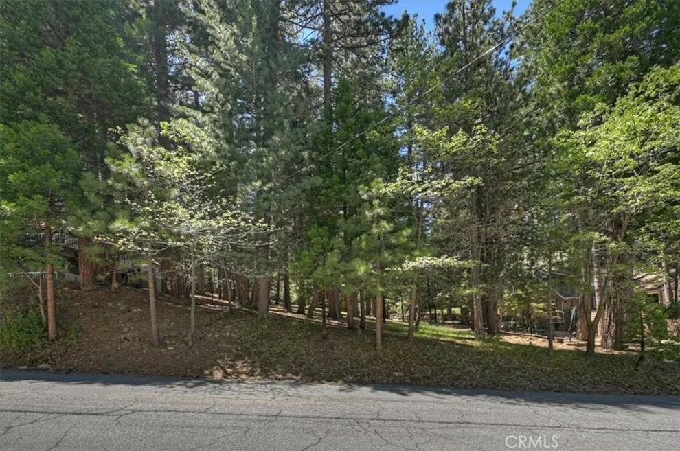 Unit for sale at 388 Riviera, Lake Arrowhead, CA 92352
