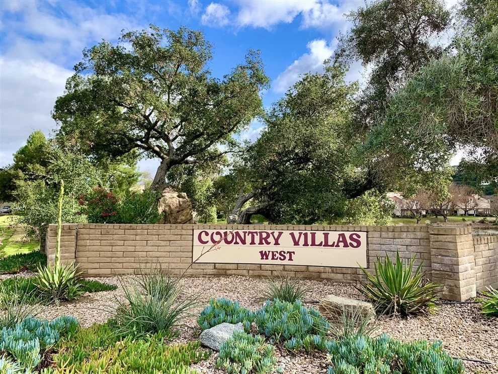 Unit for sale at 23645 Country Villa Rd, Ramona, CA 92065