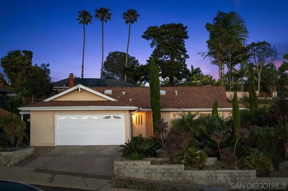 Unit for sale at 2953 Courser Ave, San Diego, CA 92117