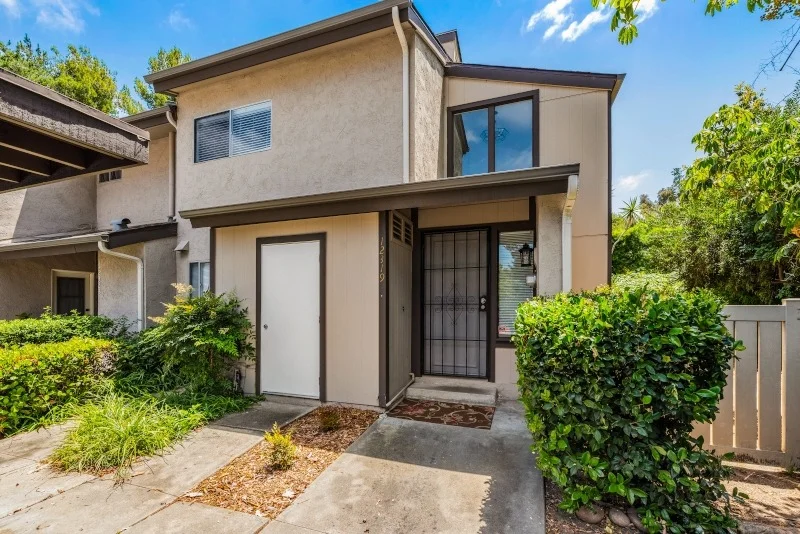 Unit for sale at 12319 Teri Dr, Poway, CA 92064